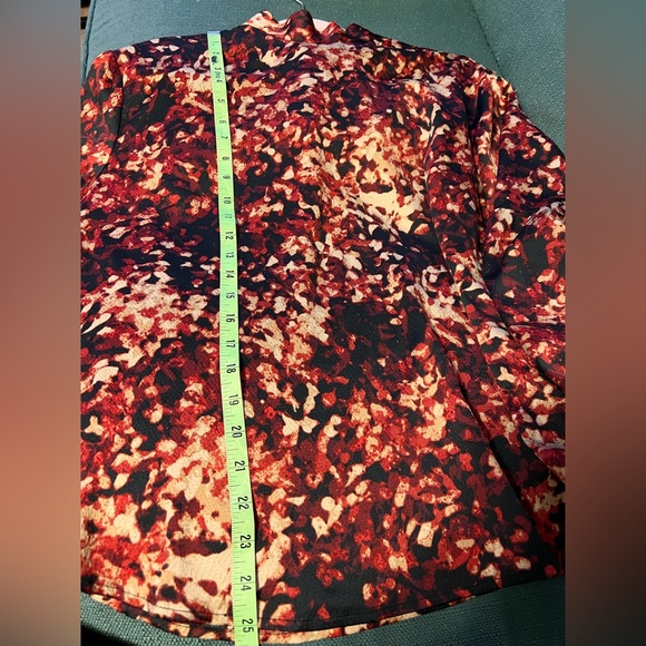 Prologue pull over blouse w/ tie in back of neck, eyelet hook clasp, beautiful - Picture 12 of 13